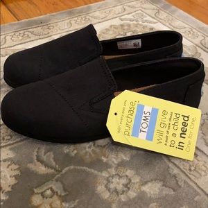 Toms•Wmn Redondo•Black Oxford• Size 5•NWT